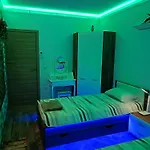 Cozy Flat азур