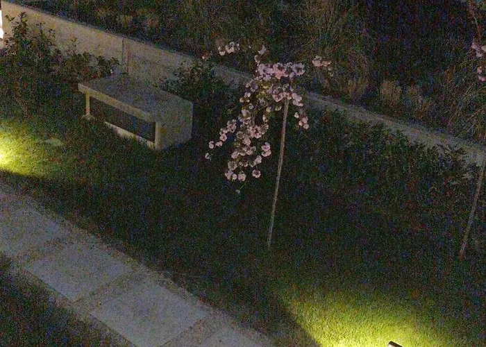 Lägenhet Cozy Flat азур Saints Constantine and Helena