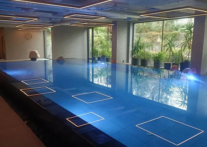 Cozy Flat азур * Saints Constantine and Helena